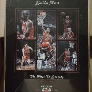 Michael Jordan official1995 Framed poster "OUT OF THIS WORLD" 2 posters